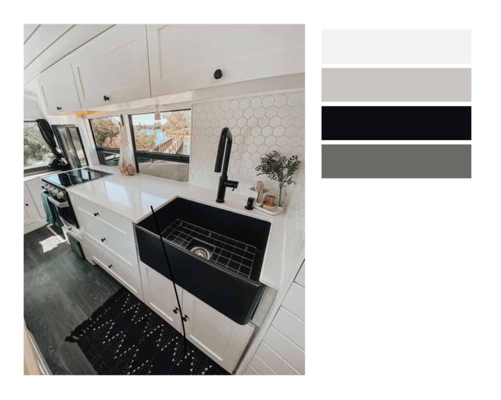 Achromatic color scheme sample 2
