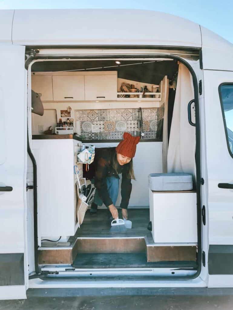 Van Life Solo Female - Cleaning Campervan