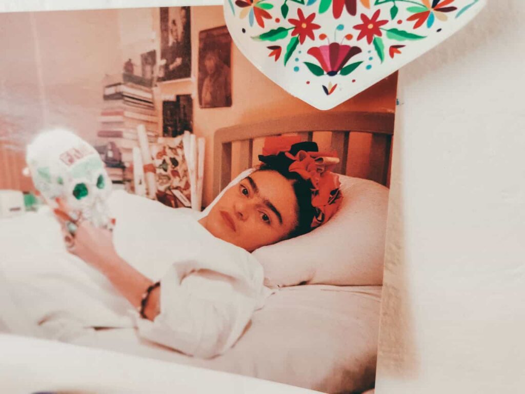 Postcard with Frida's picture on it