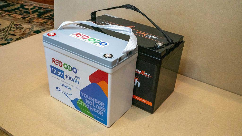 Length comparison between Redodo Mini and LiTime TM lithium batteries