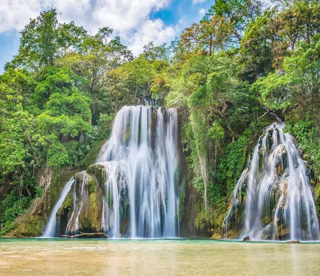 Tamasopo waterfall in the Huasteca Potosina